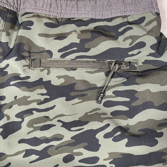 Kenneth Cole Men's Sz M Active Tech Shorts Camo Lightweight Water Repellant NWT - Picture 7 of 10